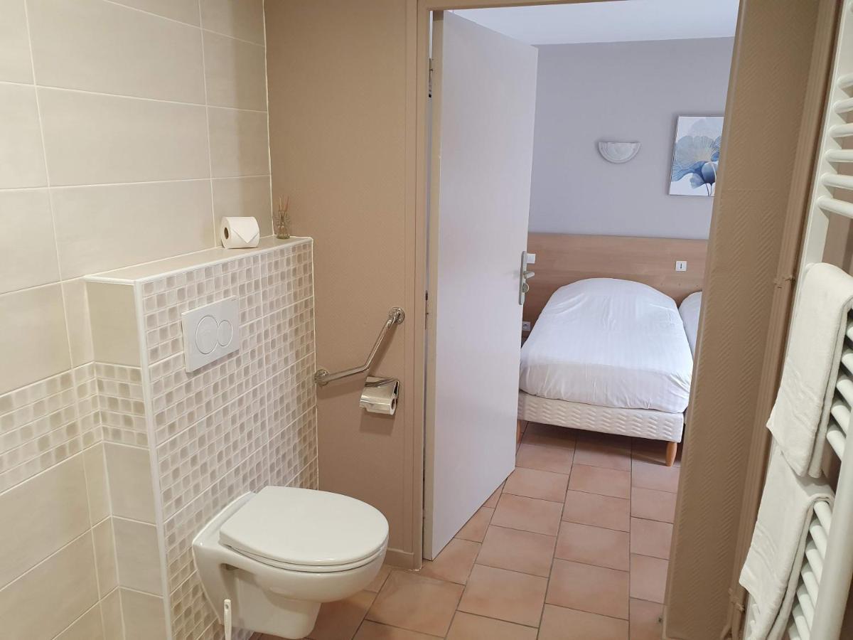 Hotel Du Commerce Fecamp Bagian luar foto