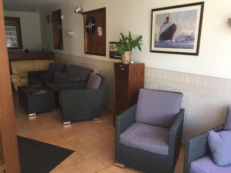 Hotel Du Commerce Fecamp Bagian luar foto