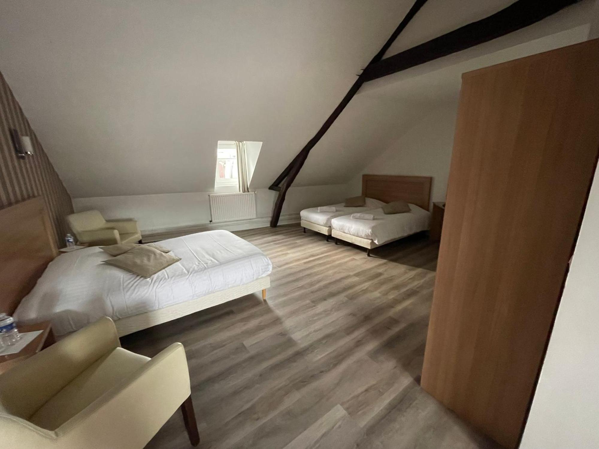 Hotel Du Commerce Fecamp Bagian luar foto